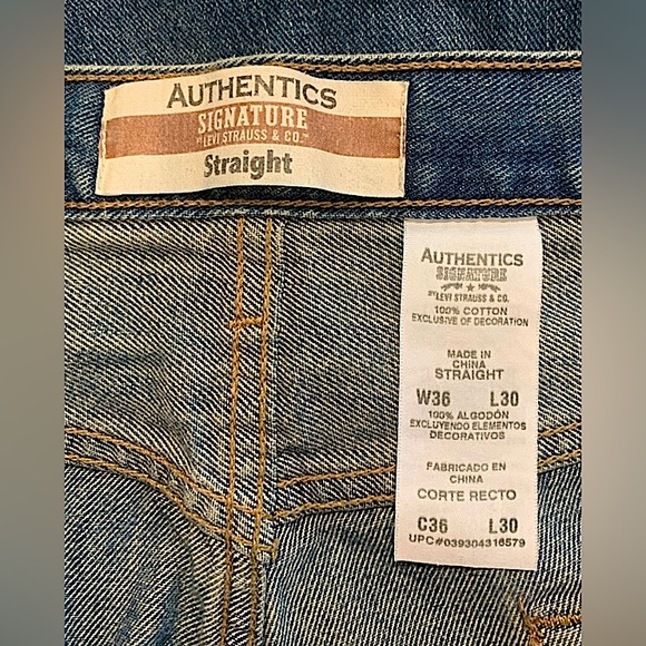 Levi Strauss & Co. Authentics Signature Men’s Blue Jeans 36x30 Straight Leg - Picture 5 of 5